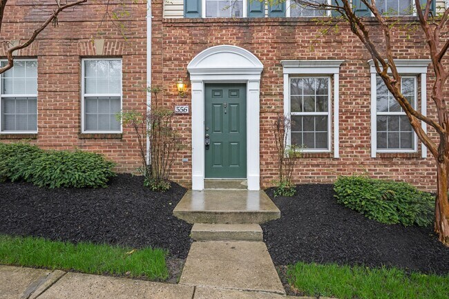 Photo - 556 Rhapsody Ct