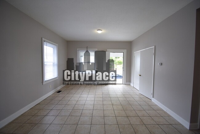 Photo - 1602 Spruce St