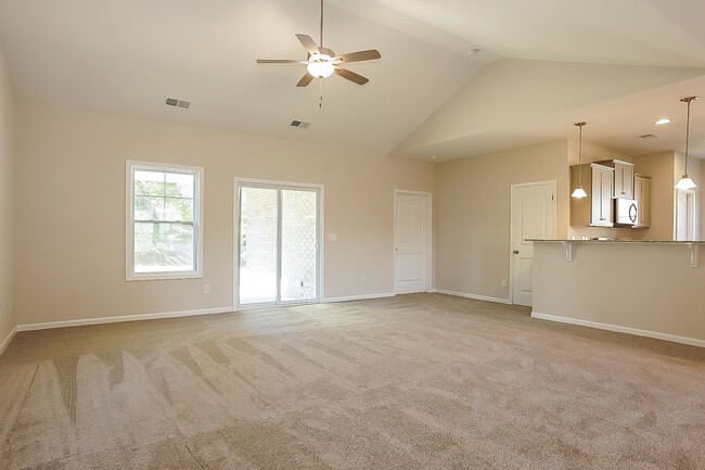 Photo - 360 Bainbridge Dr