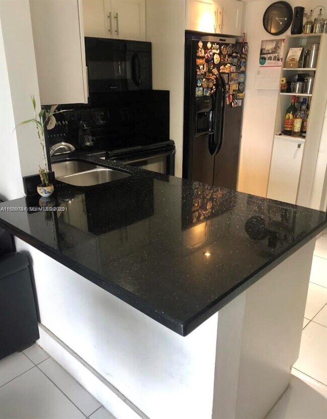 Photo - 3868 NE 169th St Unit 302