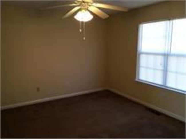 Photo - 2423 Brianna Dr