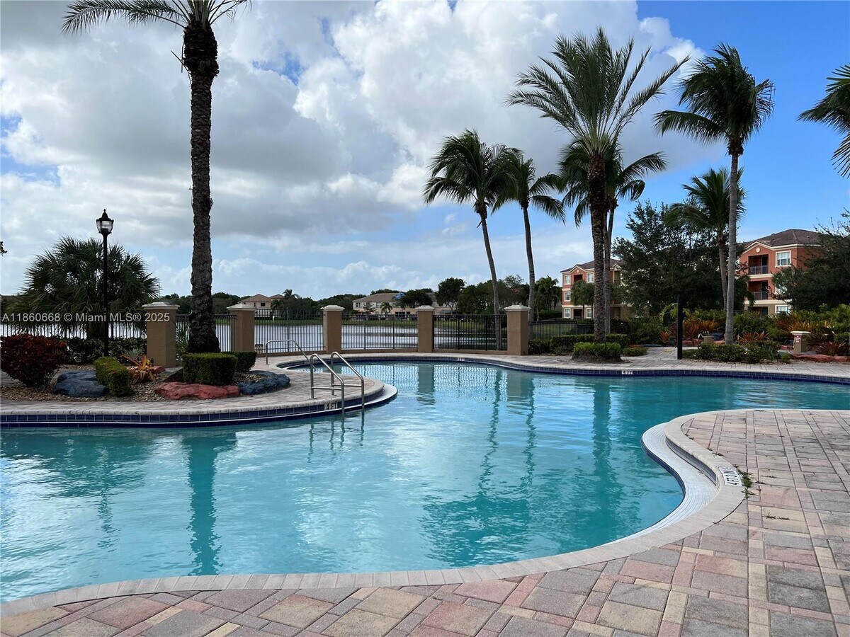 Photo - 4602 SW 160th Ave Condo Unit 514
