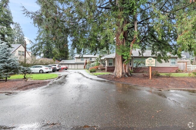 Building Photo - 4320-4328 NE Maywood Place Unit 4326 NE Maywood Place Rental