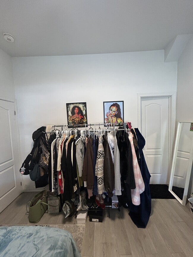 Photo - 1267 King St W Unit Room E (Lower)