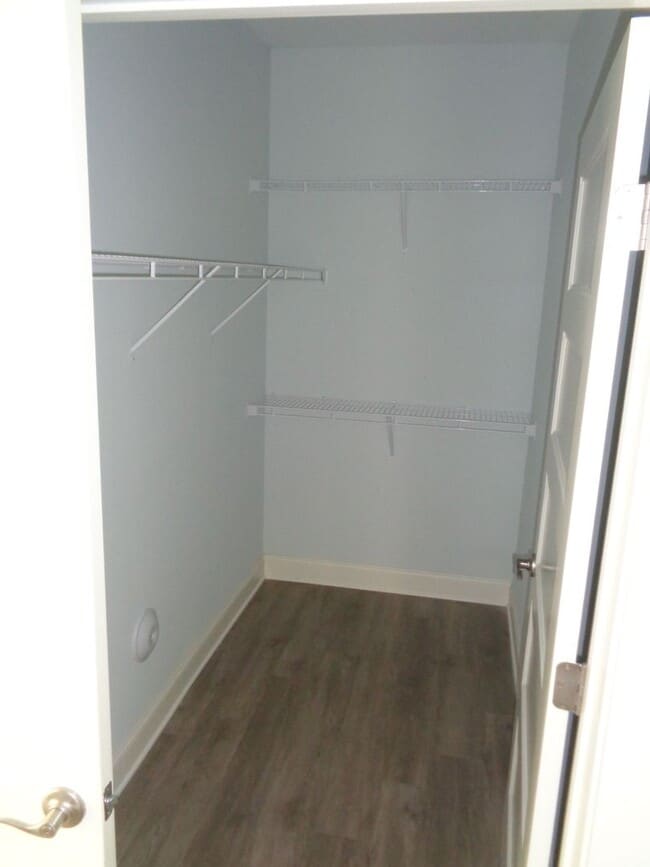 Photo - 4021 Blackstone Dr Unit 204