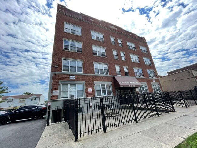 174 N. Grove St
