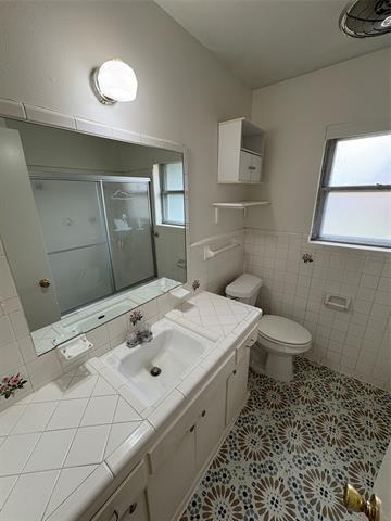 Photo - 1705 Westchester St