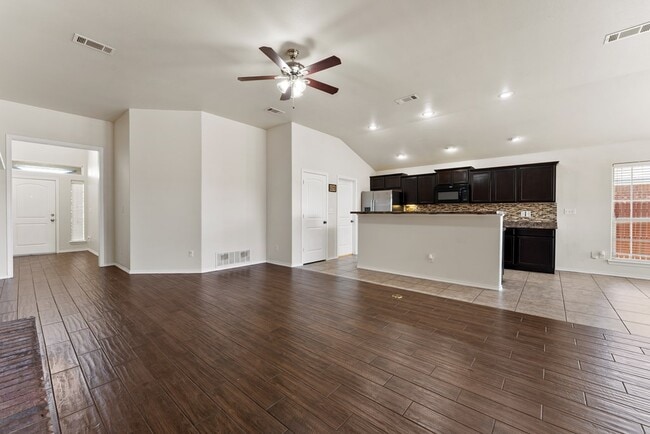 Photo - 716 Duke Ave