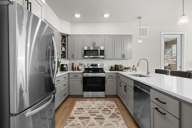 Photo - Marq Bronco Butte