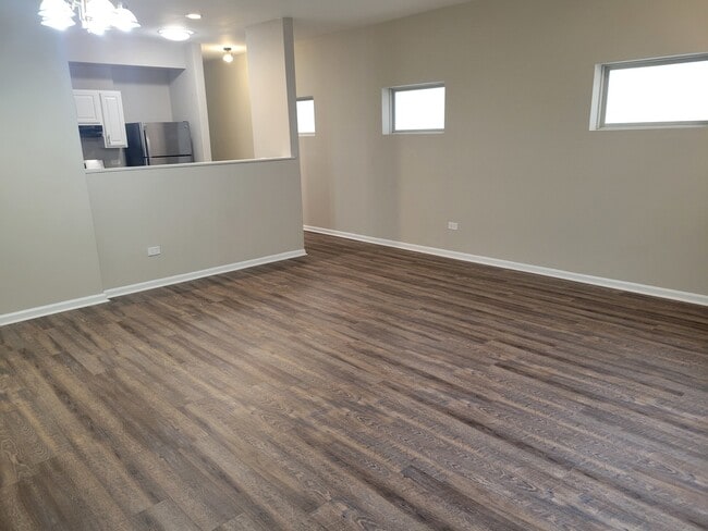 Photo - 817 S Kedzie Ave Unit 1