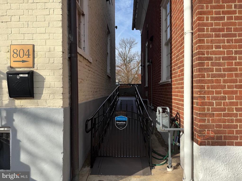 Photo - 804 Princess Anne St