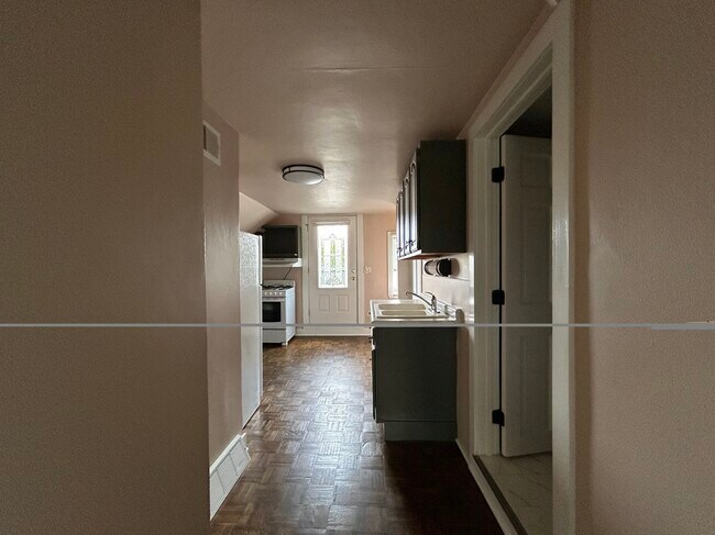 Photo - 2807 S 9th St Unit Upper