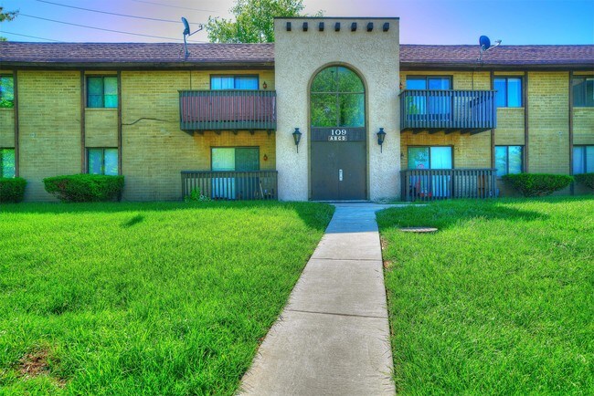 Photo - 109 Sugar Pine Ln Unit C