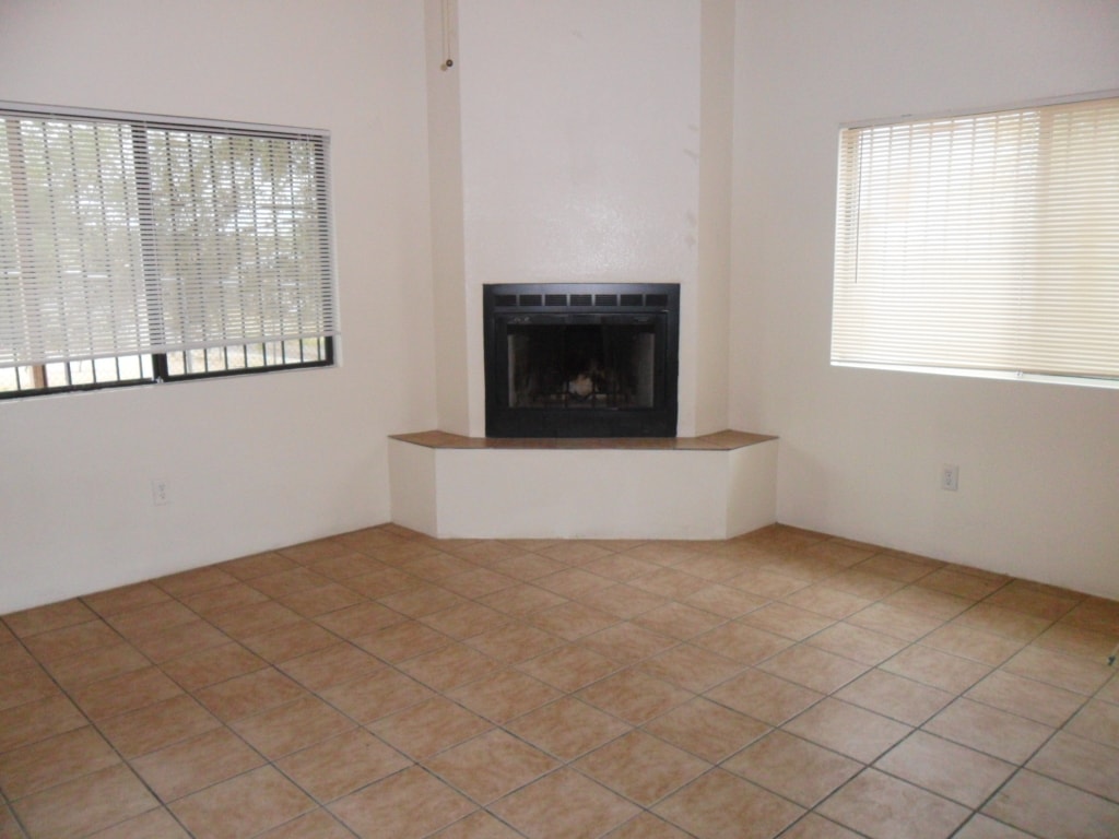 Photo - 516 E Waverly St Unit #2