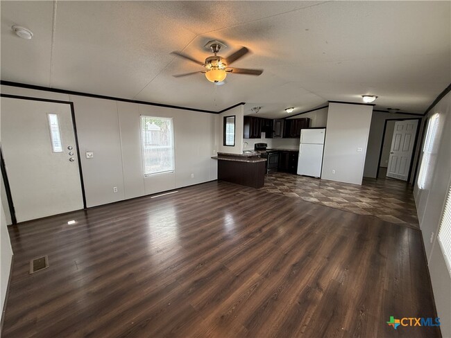 Photo - 1035 Ferryboat Ln House