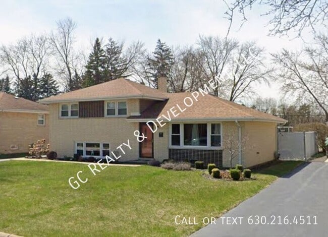 Building Photo - 408 Oak Ave
