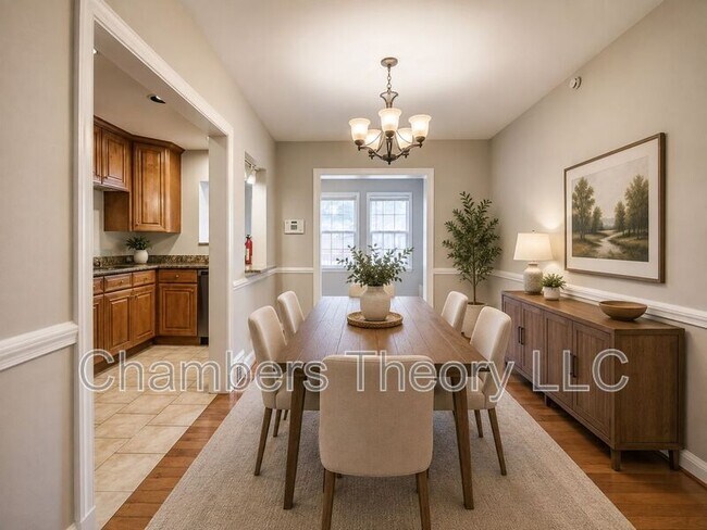 Photo - 1417 Downing St NE