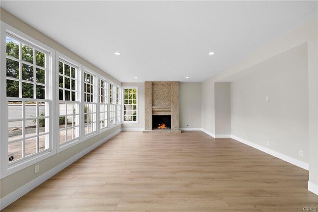 Photo - 1 Weymouth Ct