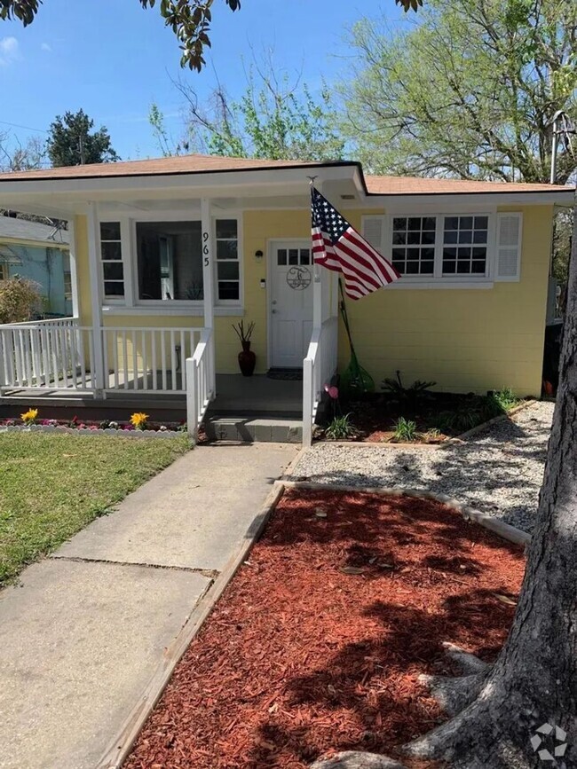 Building Photo - 3 Bedroom 1 Bath House - West Ashley - Cha...