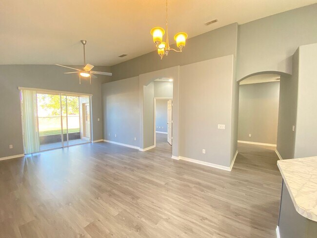 Photo - 13431 Meadow Bay Loop