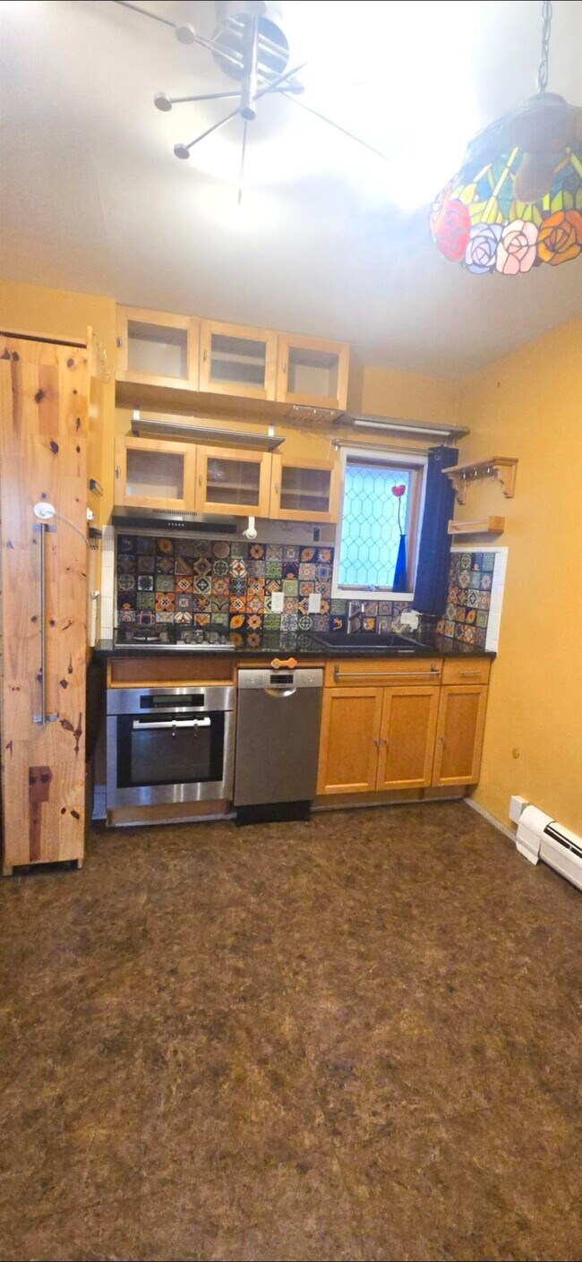 Photo - 519 Avenue A Unit 1