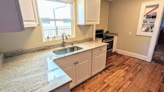 Photo - 2255 1st Ave N