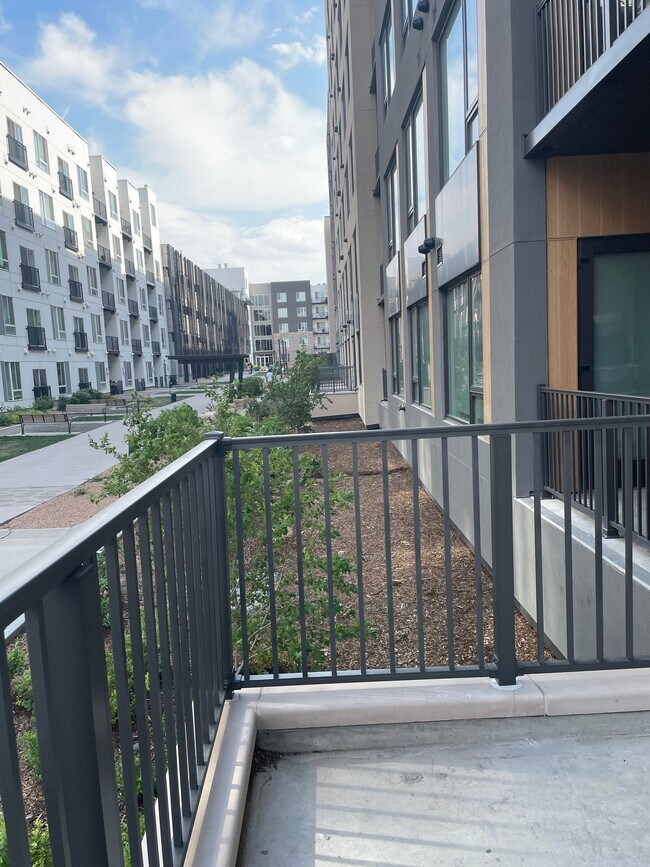 1380 N Uvalda St Unidad A1