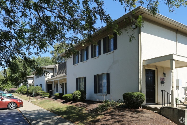 Photo - Regency Park Apartments