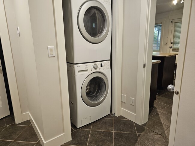 Photo - 47335 Brewster Pl