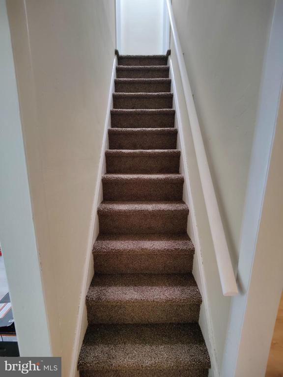 Photo - 140 W Airy St