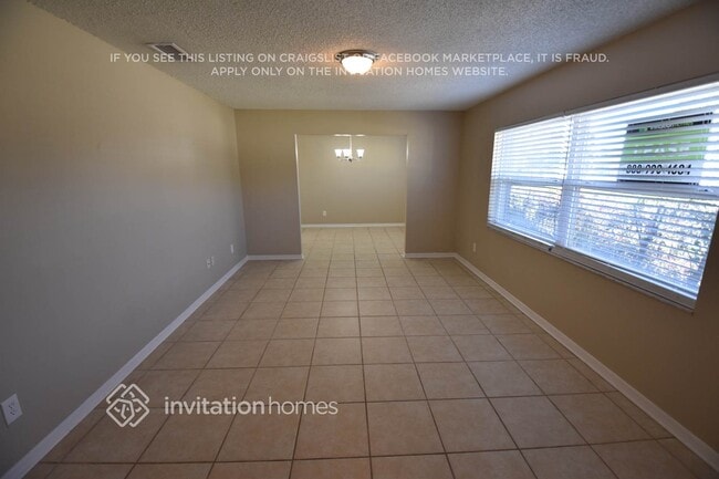 Photo - 112 Cottesmore Cir W Casa