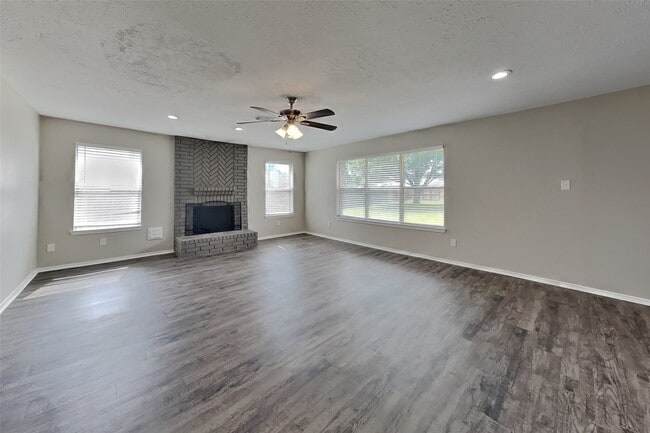 Photo - 4223 Shady Village Ct