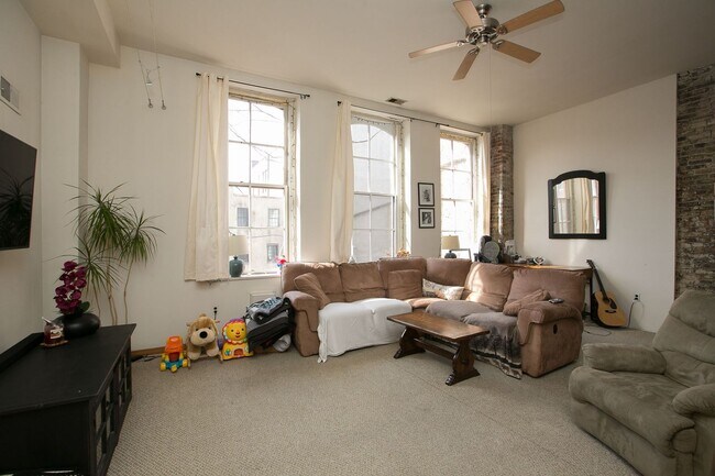 Photo - Charming Old City Apartments Unit 6