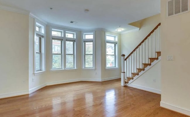 Photo - 2237 Fairfax Dr