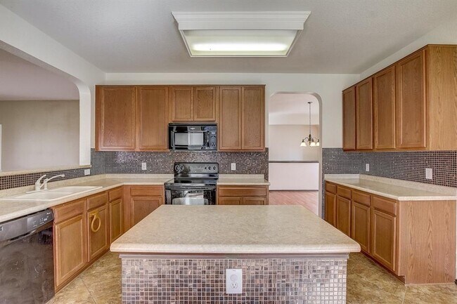 Photo - 507 Tyree Rd