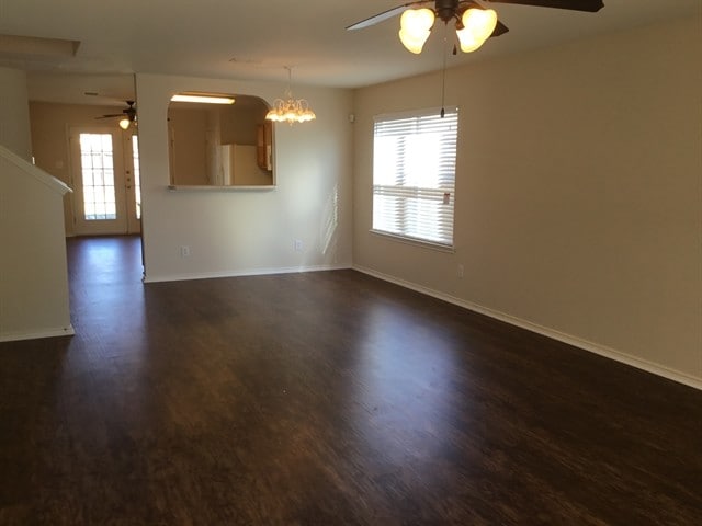 9019 Walnut Springs