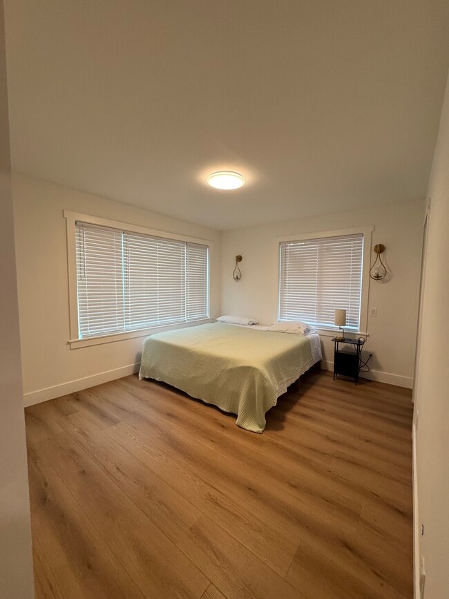 Photo - 2203 Boylston Ave E