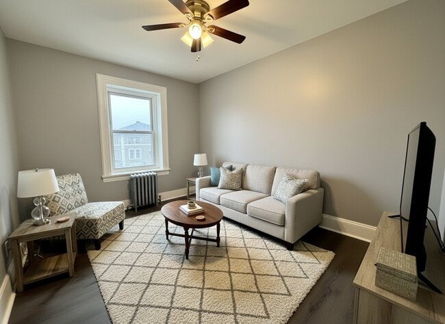 Building Photo - 336 N 63rd St Unit 4