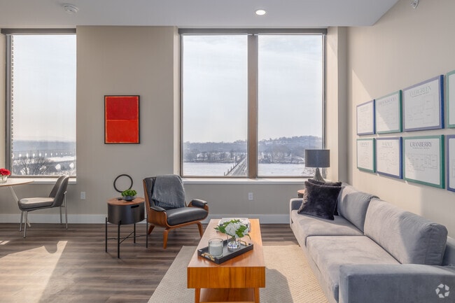 2 habitaciones, 2 baños - 1043 pies cuadrados - Sala de estar - The Exchange