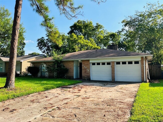 Photo - 17014 Forest Bend Ave Casa