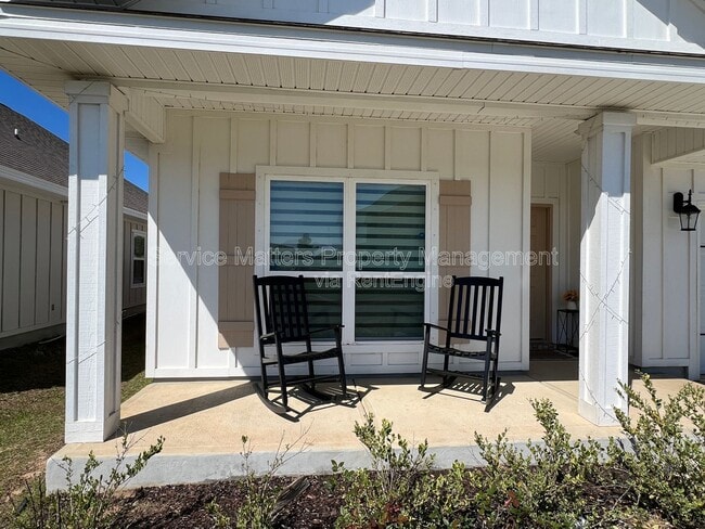 Photo - 5745 Danbury Blvd