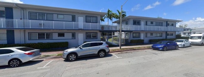 Photo - 350 75th St