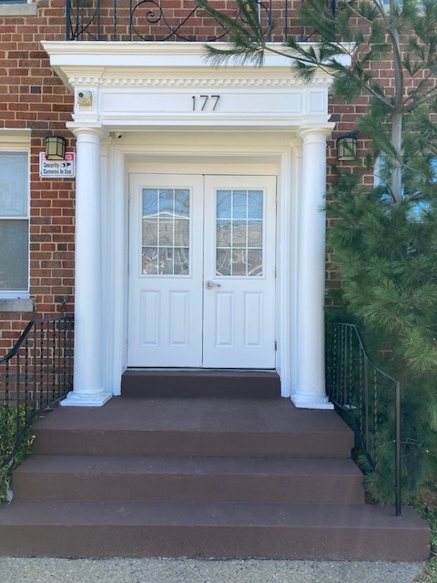 Building Front - 177 36th St NE Apartments