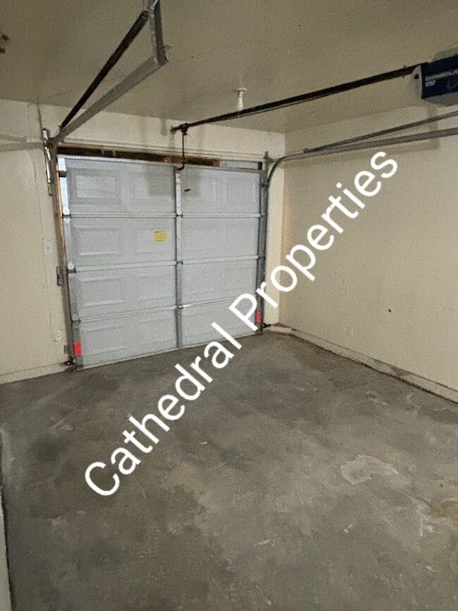 Photo - Charming Single Family House