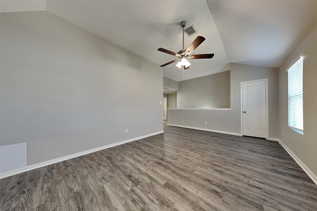 Photo - 12115 Carriage Oak Cir