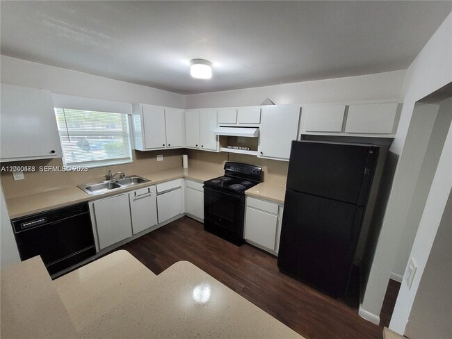 Photo - 2832 Fillmore St Unit 18