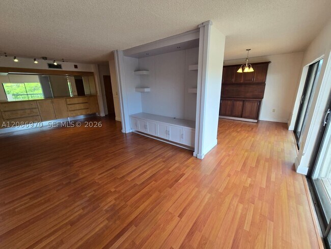Photo - 5900 SW 127th Ave Unit 3304