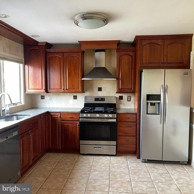 Photo - 19 Hanover Ct