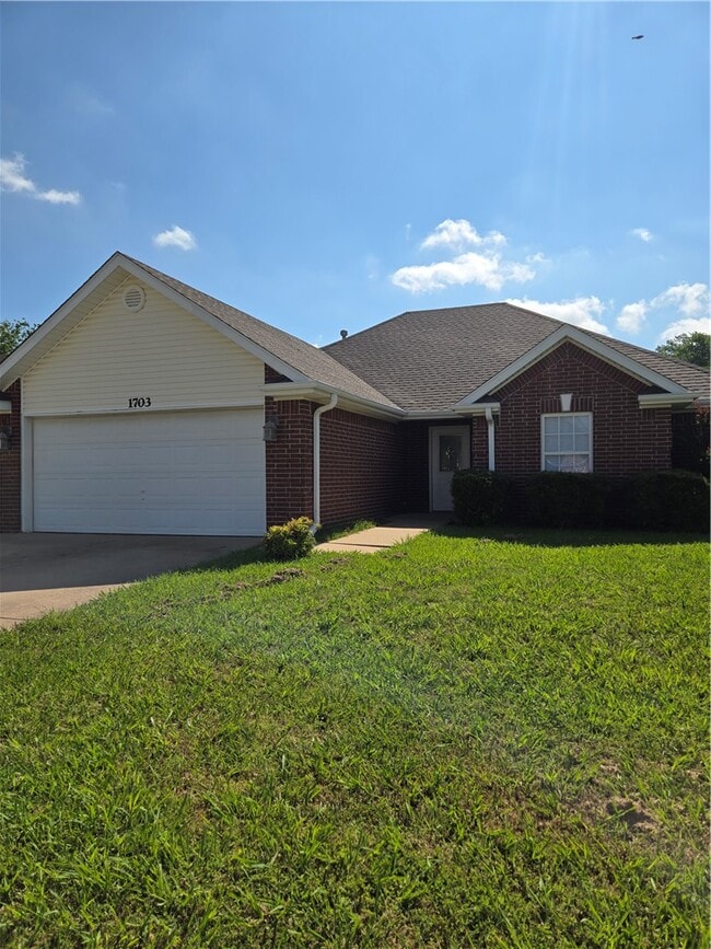 Building Photo - 1703 N Valor