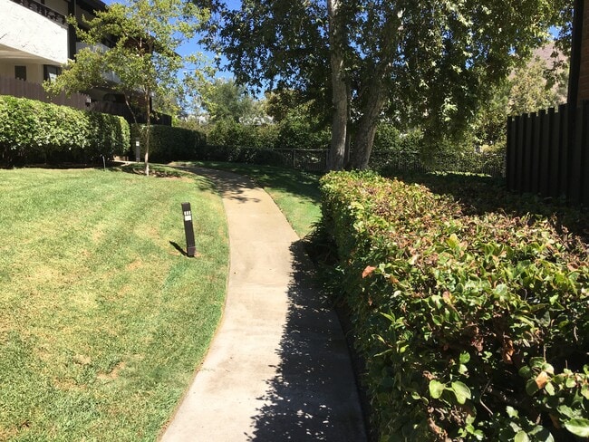 Photo - 31535 Lindero Canyon Rd Unit 2